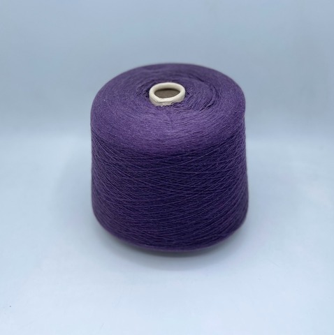 New Mill (пр.Италия),art- Velox 1450м/100гр,40% меринос, 10% кашемир, 25% вискоза, 25% полиамид. Цвет- Ежевика(558), арт.31204