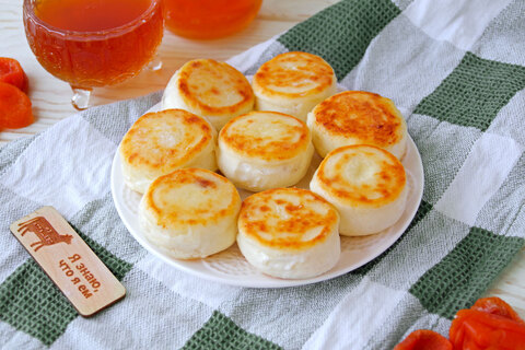 Сырники с курагой