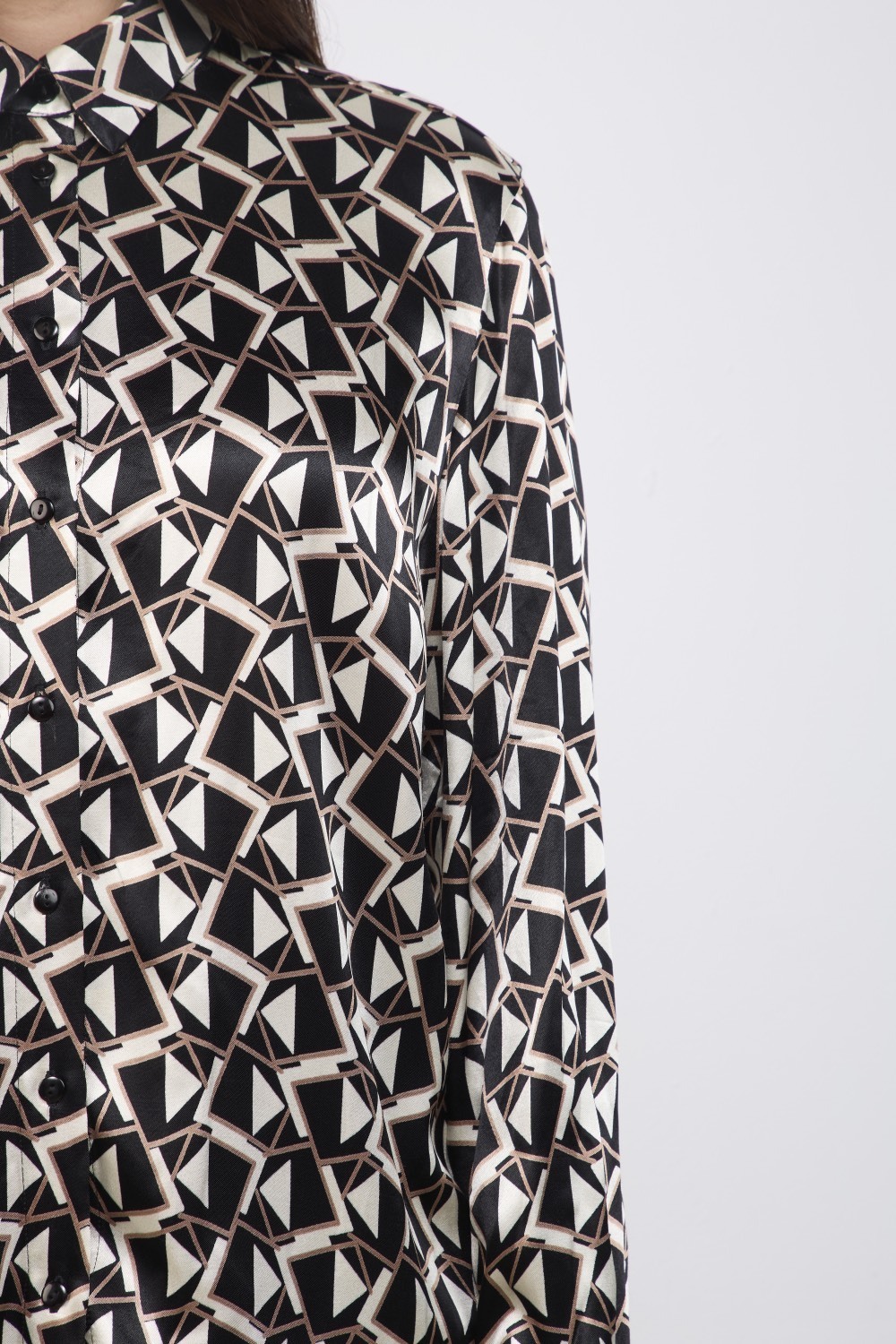 Блузка из вискозы, геометричный принт, коричневый