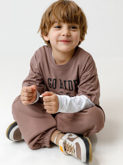 фуфайка  для мальчика  КР 302917/капучино 1312 к638