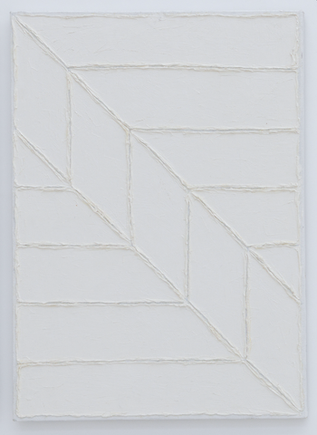 Из серии «Белая геометрия»