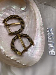 Пряжка бронзовая змеиная