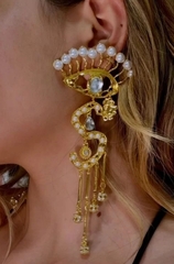 Серьги крупные в стиле Schiaparelli с подвесками S доллар