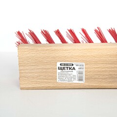 Щетка тротуарная деревянная 600х65мм в сборе с черенком 1200мм, резьбовое соед. (Россия) 60-2-006