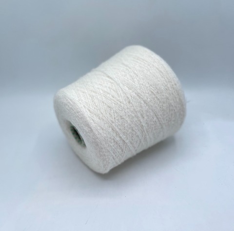 Biagioli Modesto (пр.Италия),art-Blois, 720м/100 гр. 53% Кашемир, 20% Шелк, 27% Меринос, цвет- Молочный, арт.36160