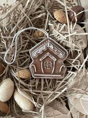 Пряничный домик. Подвеска FG-168