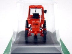 Tractor T-25A Vladimirets red 1:43 Hachette #10