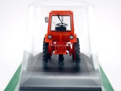 Tractor T-25A Vladimirets red 1:43 Hachette #10