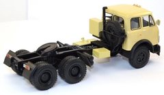 MAZ-515B 1977 truck tractor beige 1:43 Nash Avtoprom