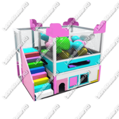 Двухуровневый игровой комплекс с батутом