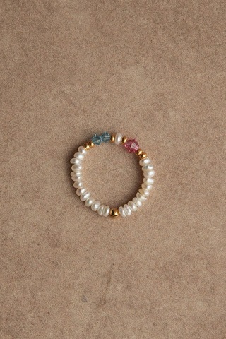 Кольцо из жемчуга с мелкими кристаллами