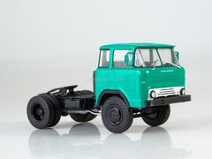 KAZ-608 Colchis tractor truck green 1:43 Legendary trucks USSR #7