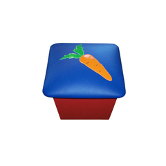 Пуфик с аппликацией Морковка