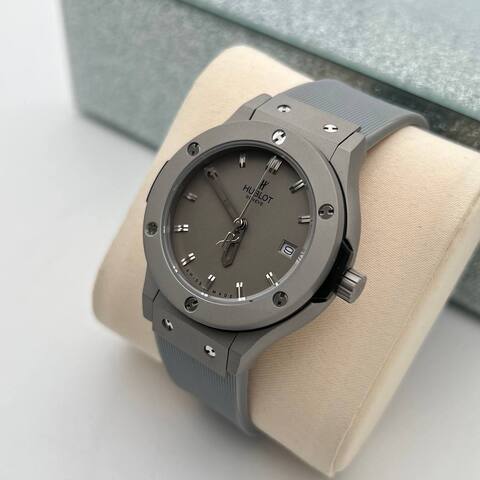 Часы Hublot