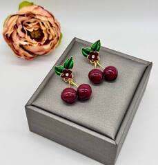 21287- Серьги ювелирные ДВЕ ВИШНИ НА ВЕТОЧКЕ