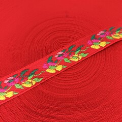 Тесьма жаккард, ш. 1,5 см