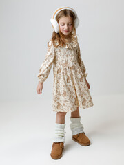 платье  для девочки  КР 5897/айвори,зайчики и цветы к573