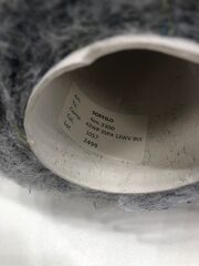 Вспушенная альпака 43% с мериносом 13%, вискозой 9% и ПА SOFFILO 330 серо-голубой с синими, желтыми крапками