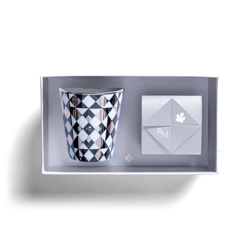 Свеча парфюмированная 200г Rose et Marius Souleu morif noir серая