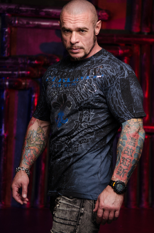 Xtreme Couture | Футболка мужская HONORABLE Black X1859I от Affliction левый бок