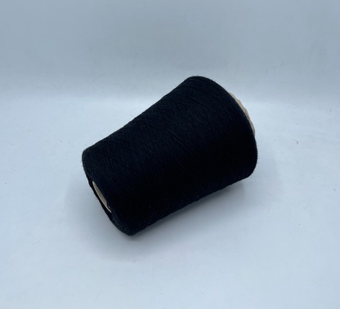 Бобинная пряжа (пр.Италия),1500м/100гр, 80% шерсть, 20% полиамид , цвет-Черный, арт.31251