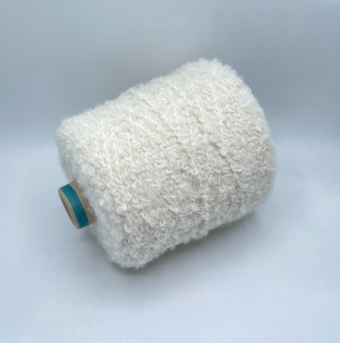 Sesia (пр.Италия),art-Basewoolly 110м/100гр. 70% Меринос,30%Альпака, цвет-Молочный(499/42), арт.35029