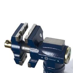 Тиски слесарные поворотные КОБАЛЬТ настольные, ширина губок 63 мм, захват 58 мм, 4 кг, наковальня, с поворотом в двух плоскостях, коробка (Арт. 910-010)