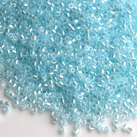 DB-0239 Бисер цилиндрический Миюки делика 11/0 /Miyuki delica 11/0 Ceylon Light Aqua