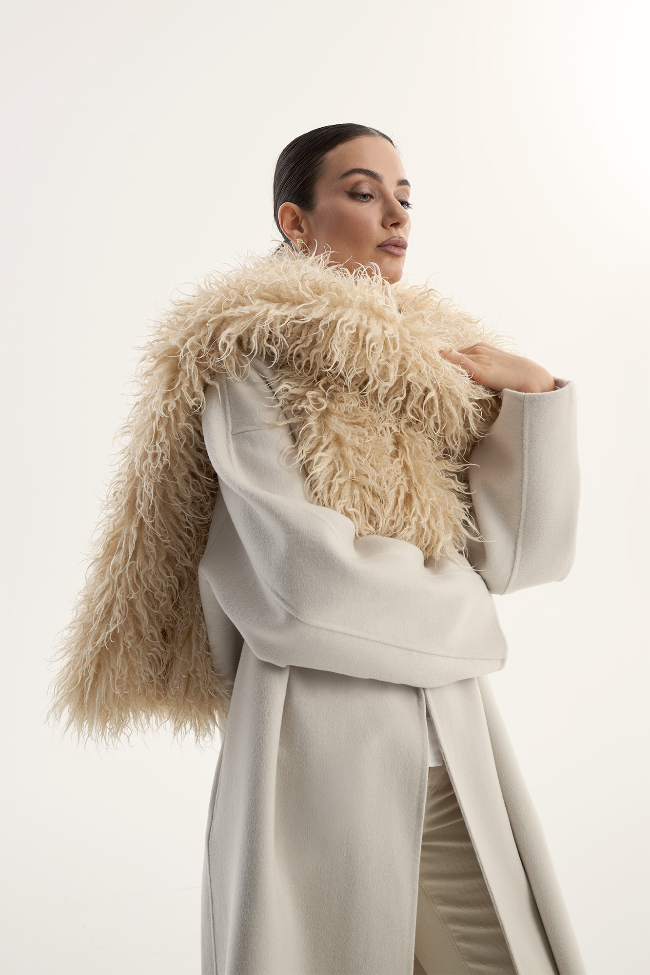 Шарф меховое боа беж