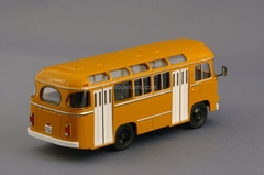 PAZ-672M Classicbus 1:43