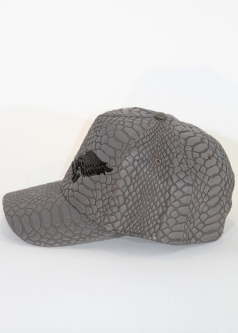 Robin&#39;s Jean | Бейсболка мужская CRACKLE HAT IN GREY WITH BLACK WINGS левый бок
