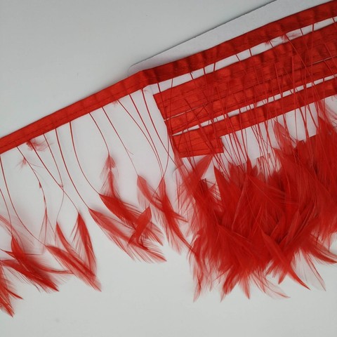 Тесьма  из перьев петуха на ножке h-10-15 см ,красный