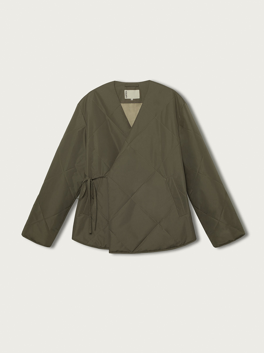 Quilted buttoned jacket Luga with a hood