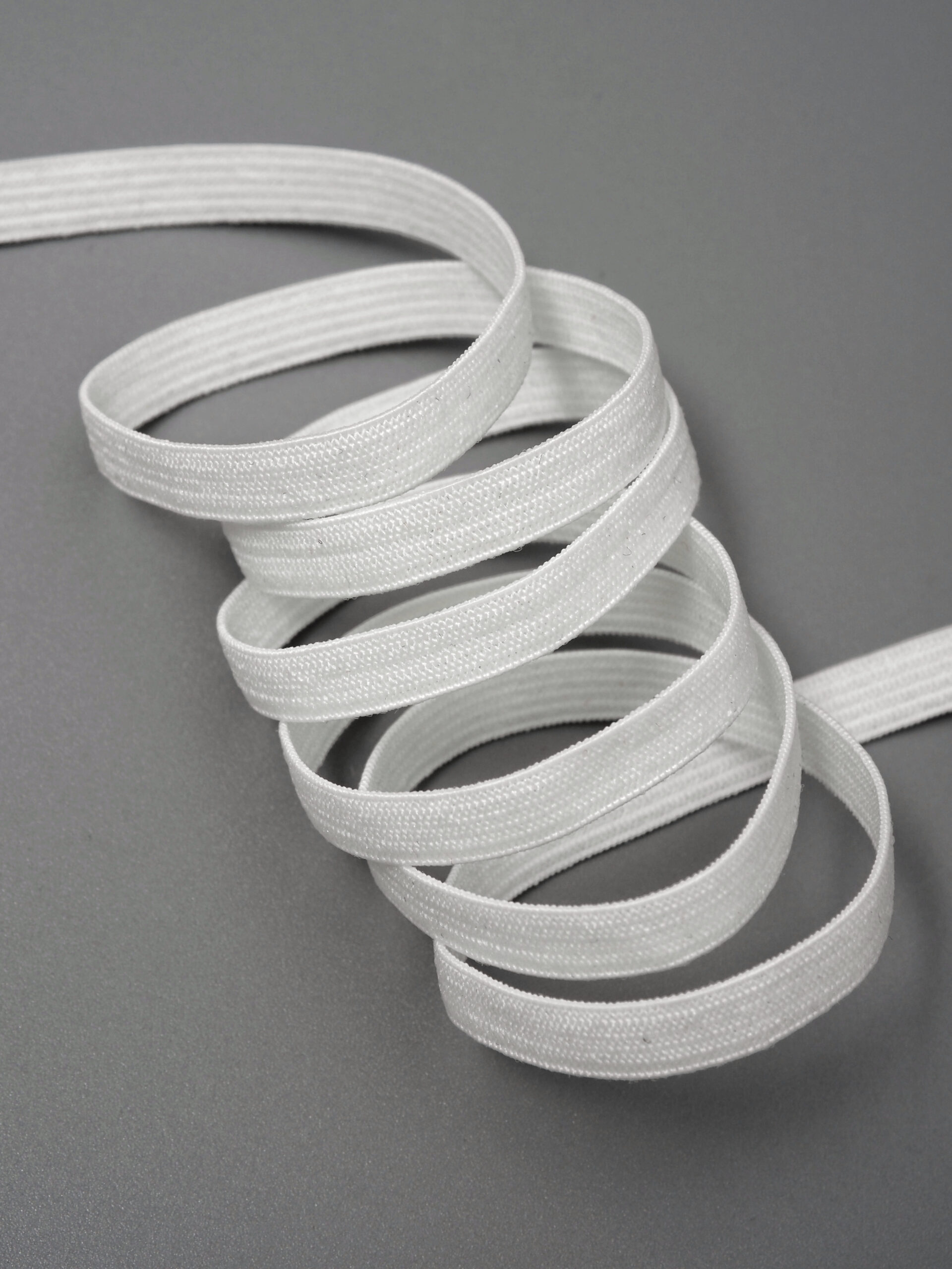Резинка узкая бельевая цвет теплый белый ширина 6 мм