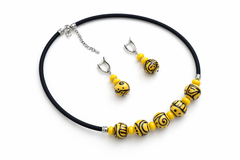 Комплект украшений из муранского стекла: колье, серьги