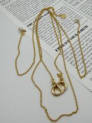 kole-cepochka-dlinnaya-s-podveskami-style-by-dior