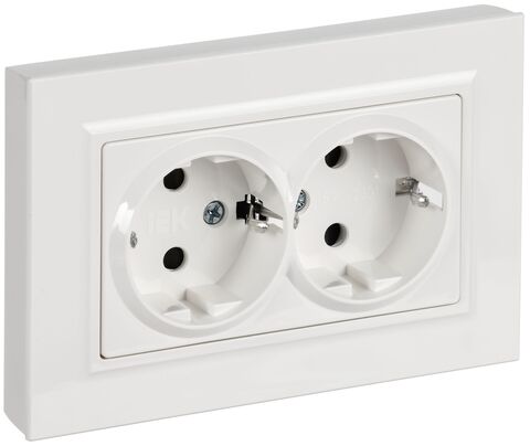 BRITE Роз. 2-я с з/к/ш пл 16А в сб. РСшПл12-3-БрБ бел. IEK