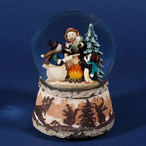 Семья снеговиков