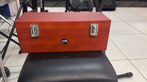 WARM AUDIO WA-87 R2B студийный конденсаторный микрофон с широкой мембраной, цвет черный
