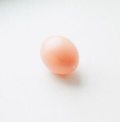 Яйцо пластиковое, реалистичное, муляж, бежевое 6,5*4,5 см, набор 12 шт.