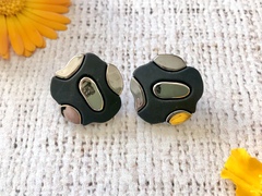 Пуговица костюмная, d 2 см