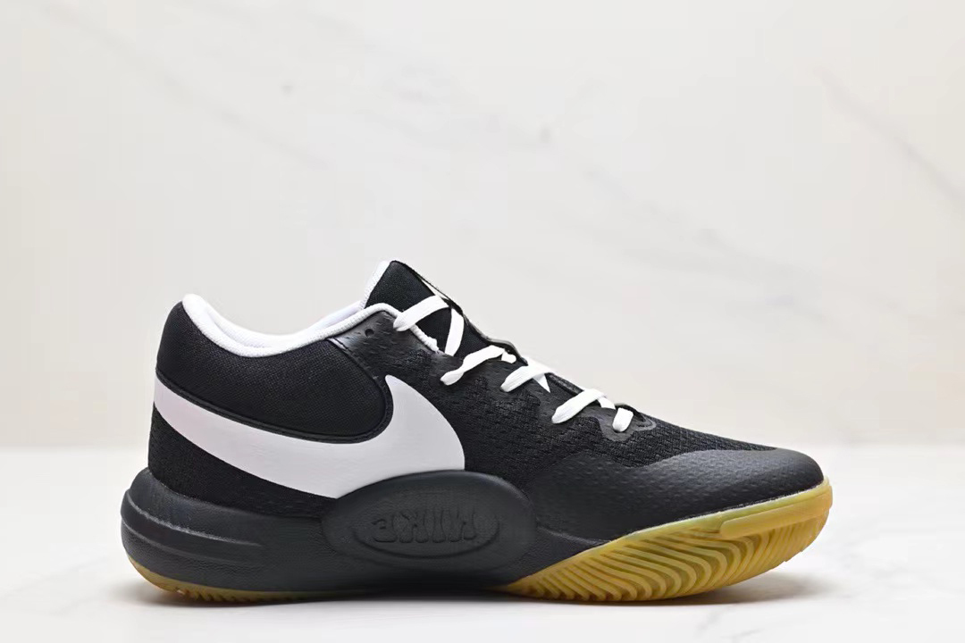 Nike zoom live 2 black online