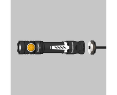 Тактический фонарь Armytek  Partner C2 Magnet USB  (теплый свет)