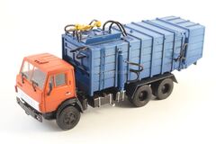 KAMAZ-53213 KO-415A garbage truck 1:43 AVD Models