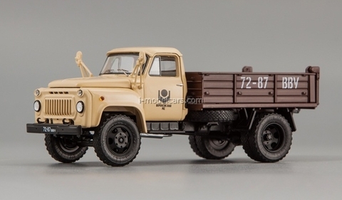 GAZ-52-02 SAZ-3503 beige-brown DIP 1:43