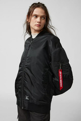 Бомбер Alpha Industries Oversized MA-1 Mod Bomber Jacket W Black (Черный)