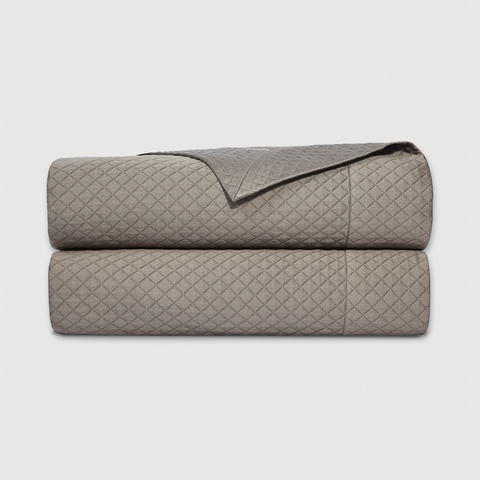 Покрывало из хлопка 260x280 Claire Batiste Atelier CNV серый графит