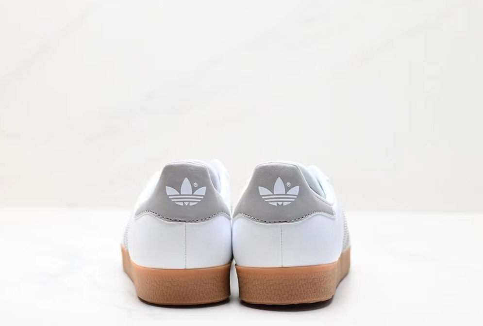 White gum gazelles hot sale