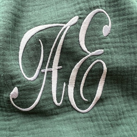 Вышивка «Инициалы»