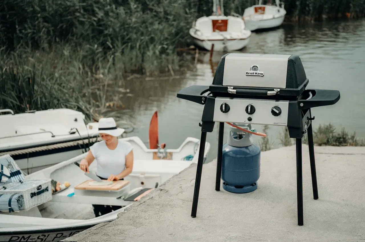 Гриль газовый Broil King PortaChef 320